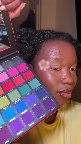 Creative Eyeshadow Tutorial for Beginners