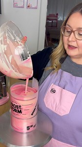 14K views · 1.3K reactions | 3 things I wish I knew before using my Frost Form for the first time! Cold Cakes for the win When in doubt, Crumb Coat! Follow instructions and join FB Group “Frost Form Family - Official Group” You can find all our helpful Blog Posts on www.frostform.com 殺 #frostform #cakedecorating #cake | Frost Form | Facebook