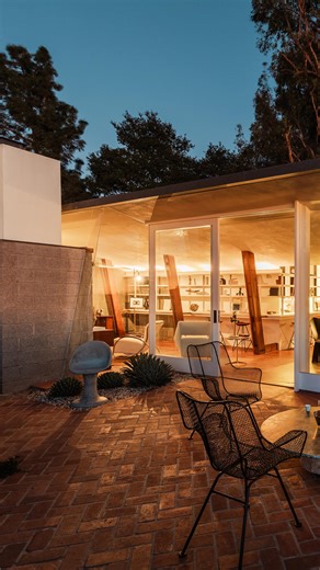 !! SOLD !! “The Long Lost Lautner”, according to The New York Times John Lautner, FAIA, Architect Jules Salkin Residence, 1948 Historic-Cultural Monument No. 1111 We are thrilled to announce that we closed escrow today, and ownership of this wonderful home has transferred to the next steward, a creative designer in his own right, someone who understands the value of good design and historic preservation. This property and transaction are remarkable for so many reasons, not least of which is the 