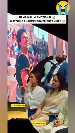 Hema Malini ji crying 😭 while watching Dharmendra Ji video tribute #shorts #hemamalini #dharmendra