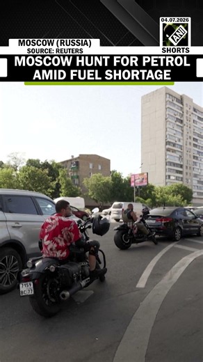 "Queues are long, people are very angry" - drivers in Moscow hunt for petrol amid fuel shortage