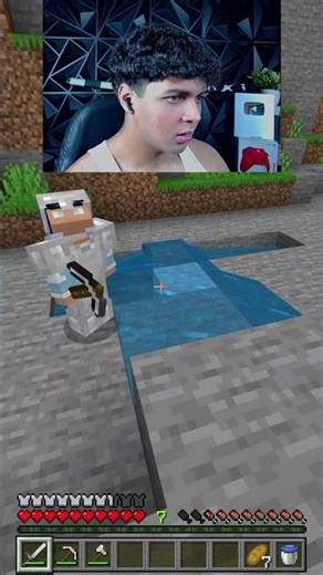 The server was a little laggy... #minecraft #shorts