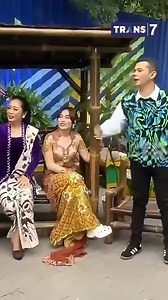 14K views · 94 reactions | WAKAKA yu sabar yu mae Soimah & bu Ayu藍欄 #PasBukaTRANS7 16.00 WIB - Adzan Maghrib | TRANS7 | Facebook