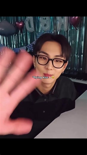 Jungwon's Heartfelt Birthday Live Celebration
