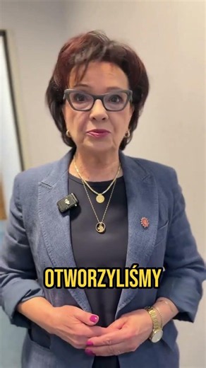 Elżbieta Witek: Popiera odebranie Orła Białego Zeleńskiemu