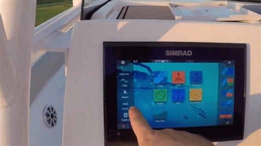Watch Simrad GO Chartplotter and Fish Finder Overview on Amazon Live