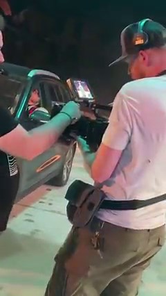 Night shoots are an integral part of our Film program curriculum, not only preparing students for the varied work hours of the industry but also ensuring they are familiar with the differences between filming at night and during the day. 😁👍🎥🌌🌙 | Full Sail University