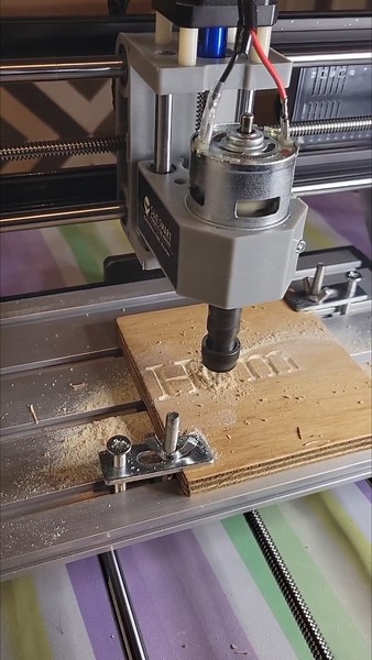 Watch Genmitsu CNC 3018-PRO Router Kit GRBL Control 3 on Amazon Live