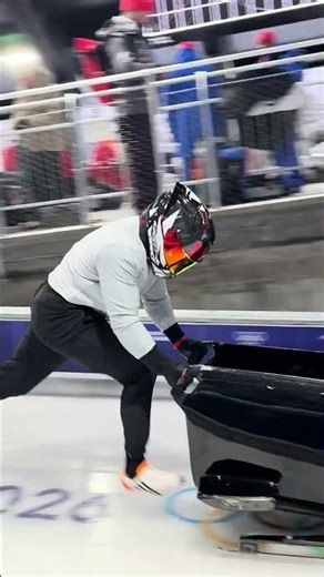 Shaq Murray-Lawrence and Taylor Austin 2 man Olympic training #teamcanada #bobsleigh