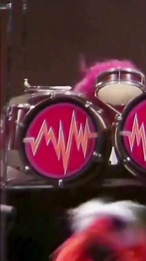 Dr. Teeth has great taste in synths! 🎹