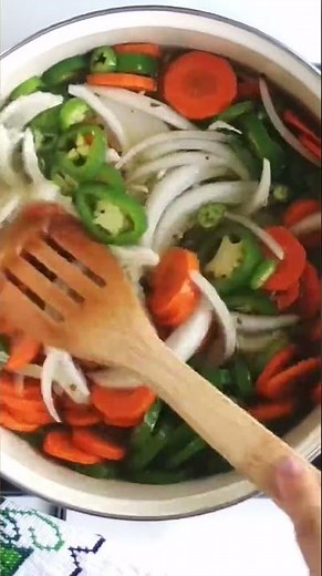 Escabeche 🌶️ Easy Pickled Jalapeños Recipe