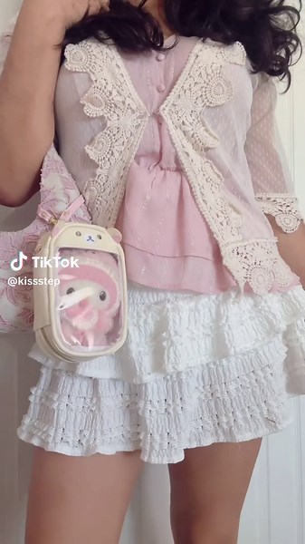 Summer Outfit Ideas for a Kawaii Look