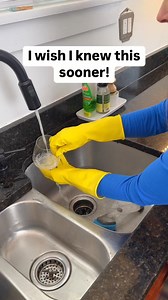 660K views · 3.3K reactions |  Smart clothespin hack speed dries your gloves! #kitchenhacks #cleaningtips #dishwasher #tipsandtricks #cleanhome #homehacks | Randy & Mandy | Facebook