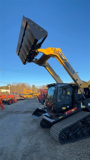 1.1K views · 56 reactions | Paige and Neil show you how the @asv_machines VT100 dual bucket positioning feature allows you to switch bucket positions quickly and easily, increasing performance and productivity on the job  Come check it out in Spencer or call/text us at 508.885.7085! #ahearnequipment #ahearnequip #ahearnrents #asv #asvmachines #skidsteer #vt100 #bucket #construction #excavation | Ahearn Equipment, Inc. | Facebook