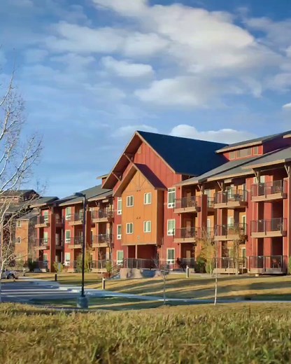 🎉 Award-winning adventure awaits in Colorado. Club Wyndham Steamboat Springs was just named one of the most family-friendly resorts in the 2024 Parents Family Travel Awards! 🏔️ It's your perfect mountain escape. Read more: 🔗 http://spr.ly/6186Q0LRQ | Club Wyndham