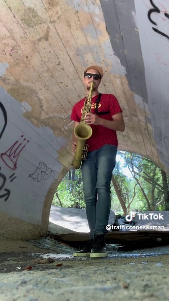 Mastering Circular Breathing Techniques on the Saxophone