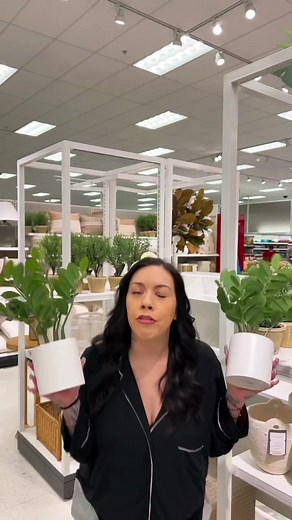 Salice Rose (@officialsalicerose)’s videos with original sound - Salice Rose