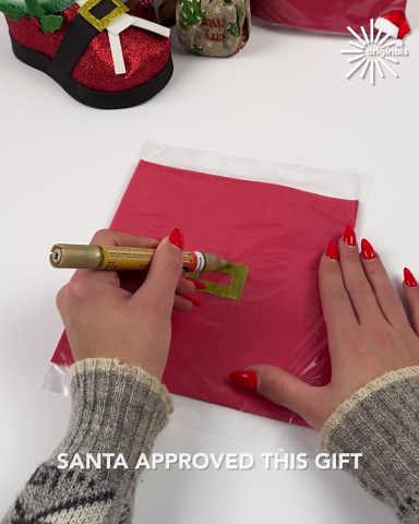 Santa style wrapped candy gifts 🎅🍬