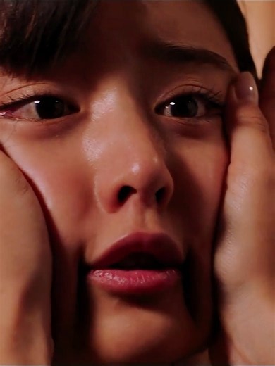 山本美月、可愛すぎる…！鬼顔すらも完璧な美少女。 #岡田准一 #shorts