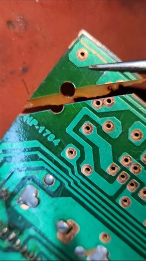 🔥Broken PCB Repair Easley #shorts #trending #pcb #repair #soldering #electrical #craft #ideas #diy