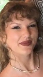 What Happened to Taylor Swift’s Face? #taylorswift | Beyond The Screen