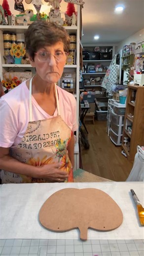 September 30th - Apple Decor Hanger | Hand Made With Love by Loretta