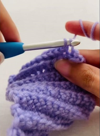 Easy Left-Handed Single Crochet in the BACK LOOP ONLY #crochettutorial #crochet #crochetwithme