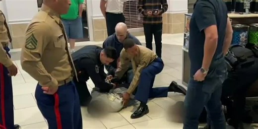 MILITARY MATTERS: Marine Corps Recruiters Capture Jewelry Robbery Suspects in Mall