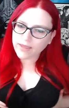 mecha random 42 jiggles her boobs :)