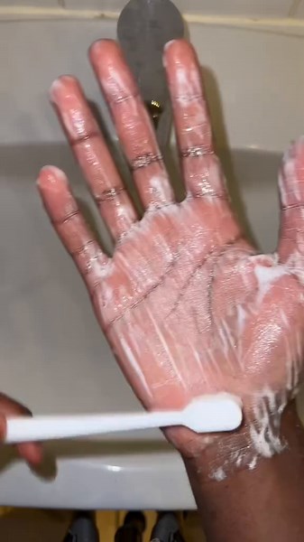 Day 35 of brushing my hand super fast #hand #brushing #white