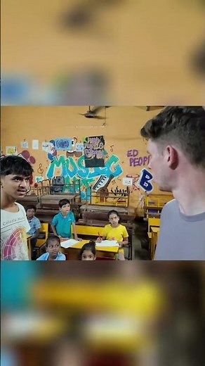 Kids Learn How To Graffiti!