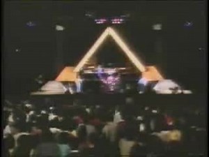 Asia The Heat Goes On live 1983