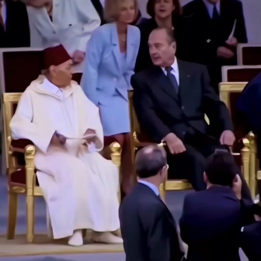 His late Majesty King Hassan II made his last public appearance before his death || the Royal Guard marched on the Champs-Elysées 🇲🇦 || #foryou #fyp #viral #morocco #morocco🇲🇦 #asthetic #moroccoedit #casablanca #rabat #المملكة_المغربية_الشريفة🇲🇦 #hassan2 #roihassan2 #الحسن_التاني