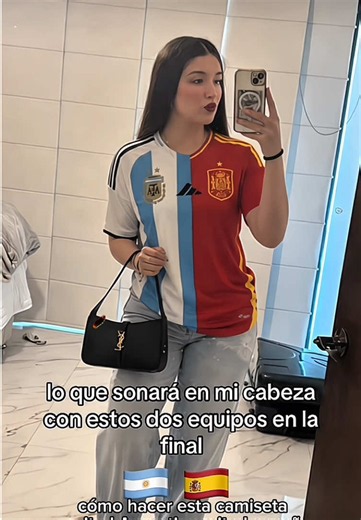 #capcut #capcutpioneer 🔥El tutorial viral gratuito de la camiseta combinada de Argentina y España por fin llegó. El método es súper sencillo, solo necesitas una foto y lo tienes listo en 3 segundos. ¡Anímate a probarlo!🔥 lo que sonará en mi cabeza con estos dos equipos en la final lo que sonara en mi cabeza argentina y españa lo que sonará en mi cabeza final argentina españa lo que suena en mi cabeza argentina y españa trend lo que sonará en mi cabeza argentina españa tendencia lo que suena en