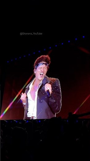 Bruno Mars/Silk Sonic performs “Leave The Door Open” in Toronto, Canada on May 27, 2026