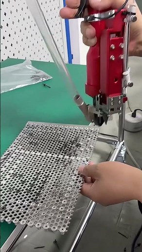 Automatic Rivet Feeder System For RAC230 #rivetmach #rivetingmachine