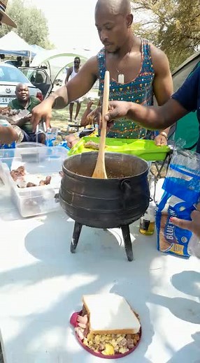 Pops (@user9095001044142)’s videos with Midnight Groove (Tech Mix) - InQfive