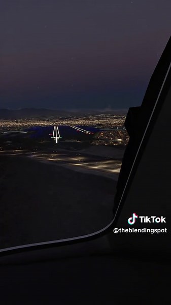 Boeing 787 Cockpit Landing at Mexico City
