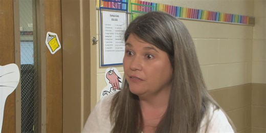 Horseshoe Bend School teacher adapting with the times