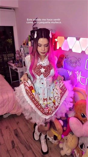 Me veo linda? 🙂‍↕️💕 #reels #crystalmolly #cute #kawaii | Crystal Molly