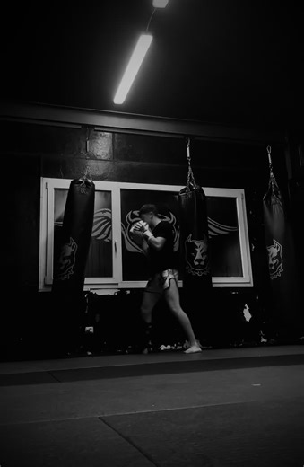 Mastering Bag Work for Boxing and Kickboxing