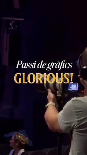 Teatre Poliorama on Instagram: "Aquests dies ho estem deixant tot preparat per l'estrena oficial de Glorious! ⏳ L'altre dia, vam convidar alguns mitjans per gravar i fer fotos de l'espectacle 📸 per tenir material per compartir amb vosaltres que ben aviat veurà la llum del dia ✌🏼 Ja tens les entrades? 🎟️ Afanya't i no esperis més 🙌🏼"