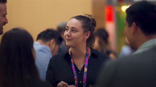 🫡 Behind every successful cold chain is a team that understands your business. At Maersk, our experts bring global experience and local insight to help you co-create cold chain strategies that keep your cargo moving, and your customers happy. Meet us at Asia Fruit Logistica 2025 to discuss challenges, opportunities and next steps. 📍 Booth 3R01, Hall 3 | 3–5 September Book a meeting: http://spkl.io/6189AOUmt #FMCG #ColdChain #Reefer #AFL #AsiaFruitLogistica #MaerskAPAC #Maersk #AllTheWay | Maer