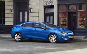 2016 Chevy Volt now with 53-mile electric range