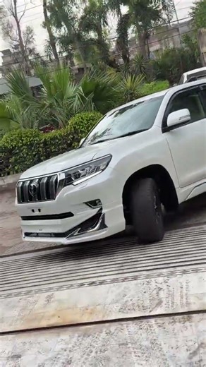 v8vs lc600. beautiful video