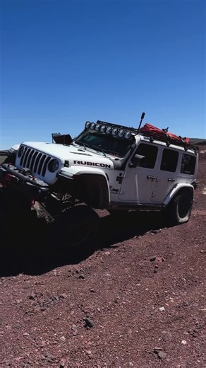 6.8K views · 77 reactions | Flex Friday!  Flex isn't about looks or showing off... it's about capability, control, and the freedom to go where others can't! Video Courtesy: @exploremorejl (on Instagram) Upgrade Your Suspension Today! metalcloak.com #gotflex #doyouevenflexbro #flexedout | MetalCloak | Facebook