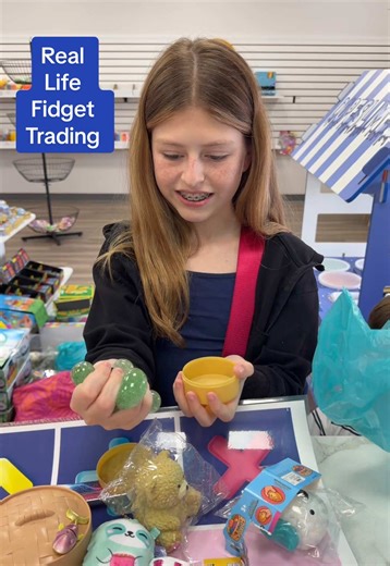 She opened the dumpling at the end! ✨ Real Life Fidget Trading at @Fidget Toys Plus #mrsbench #fidgettoysplus #reallifefidgettrading #tradingfidgettoys #fidgettrading