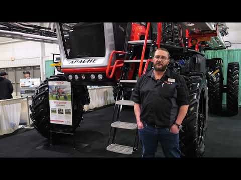 Apache AS1250XP brings mechanical drive back to high-clearance sprayers