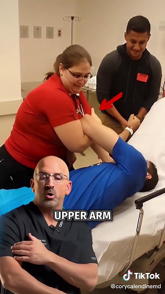 Elbow Pops Out 🤬 #elbowinjury #jointdislocation #elbowjoint #elbowrehab #elbowpops #dislocatedelbow