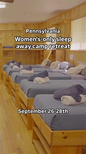 September 26-28th, comment FRIENDS for the 🔗 Ditch the curated trips for a weekend back in girlhood at grown up sleepaway camp! 3 days & 2 nights under the stars, making friends from around the world, and exploring new passions✨ #campsocial #adultsummercamp #womensretreat #poconos #weekendgetaway #makingfriends #parenttrap